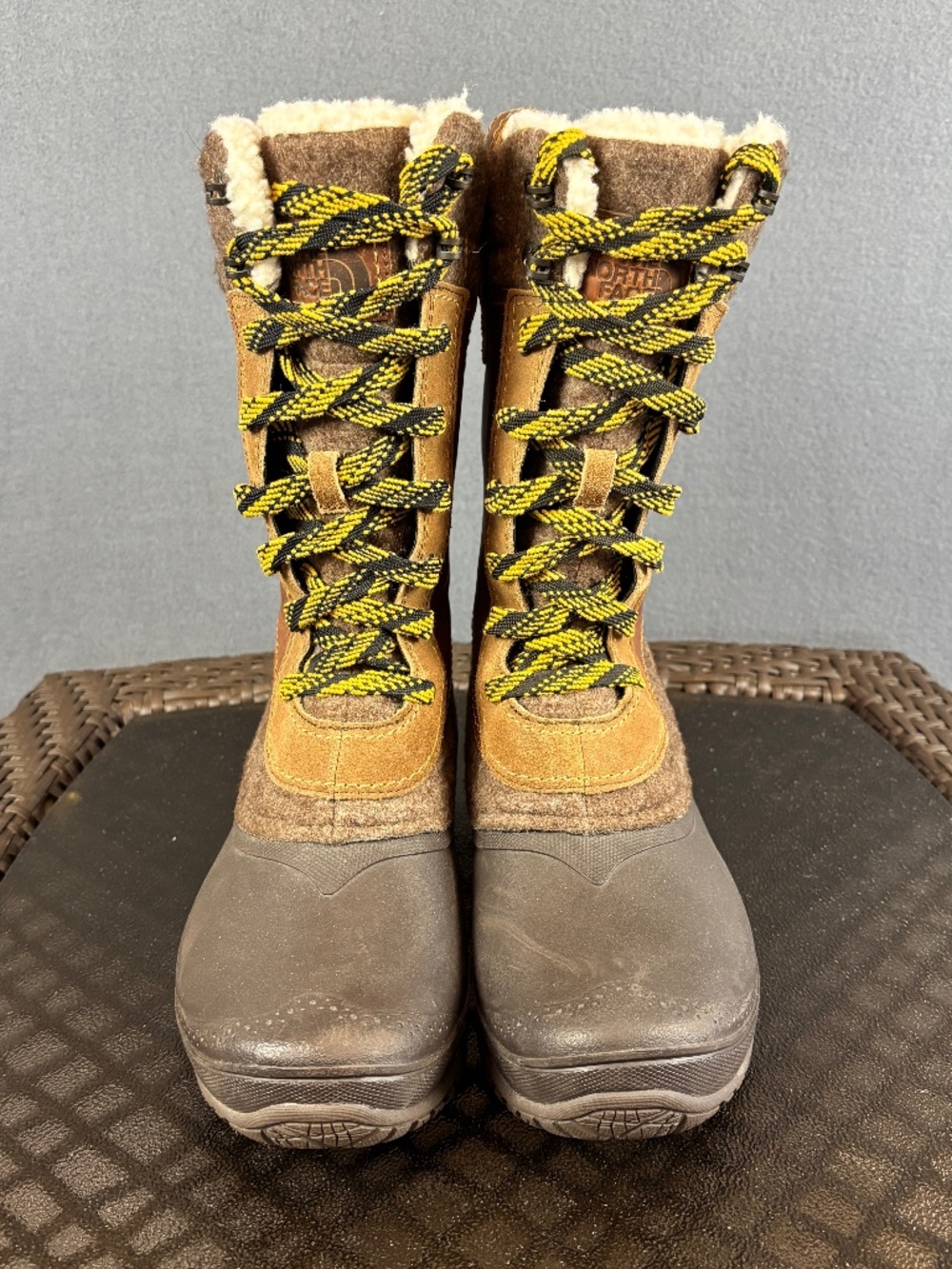 The North Face Shellsta lll Mid Water-proof Insulated Boots Size 9